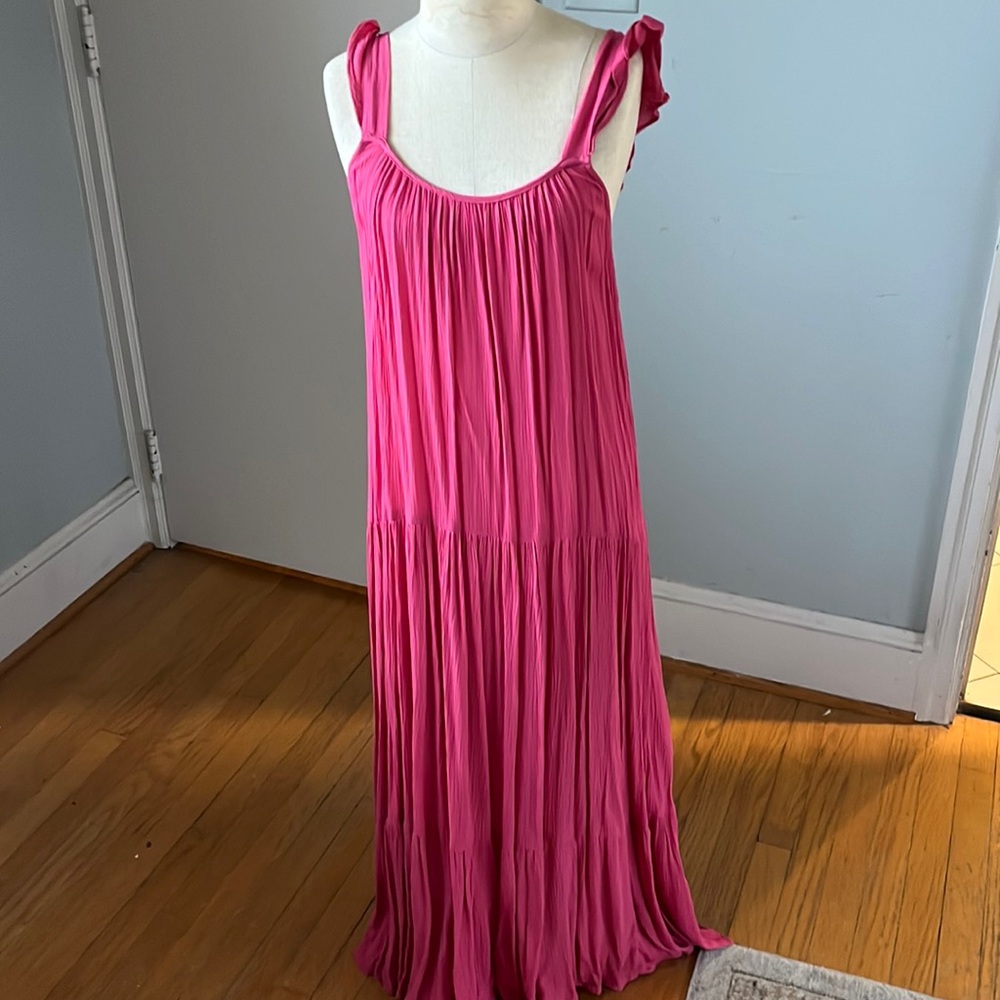 BB Dakota Raspberry Pink Tiered Maxi Dress size small